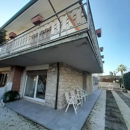 Holiday home Liana Apuana Mare *