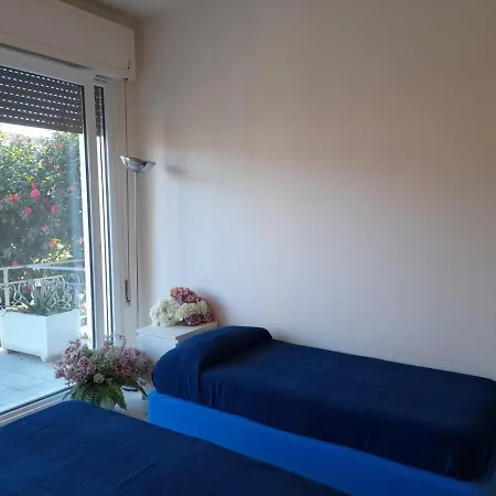 Holiday home Liana Apuana Mare